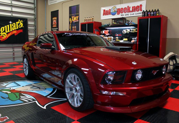 Meguiars M105 Ultra Cut Compound, M205 Ultra Finishing Polish and #21 Synthetic Sealant will restore a show-car quality shine to all paint types