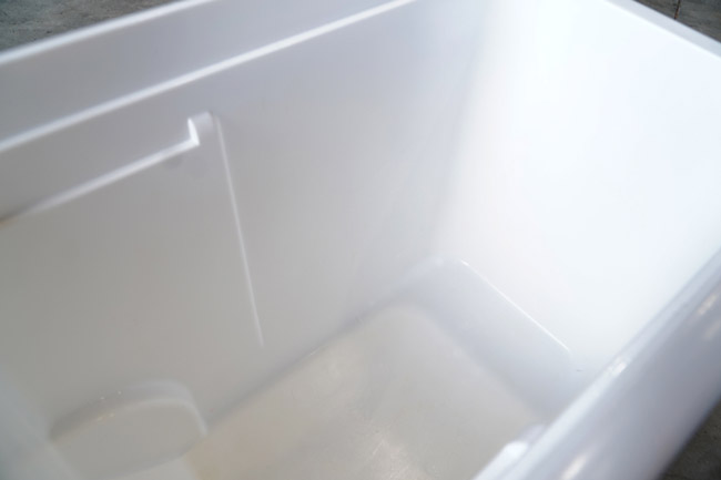 Cooler after being cleaned with Marine 31 Mildew Stain Remover